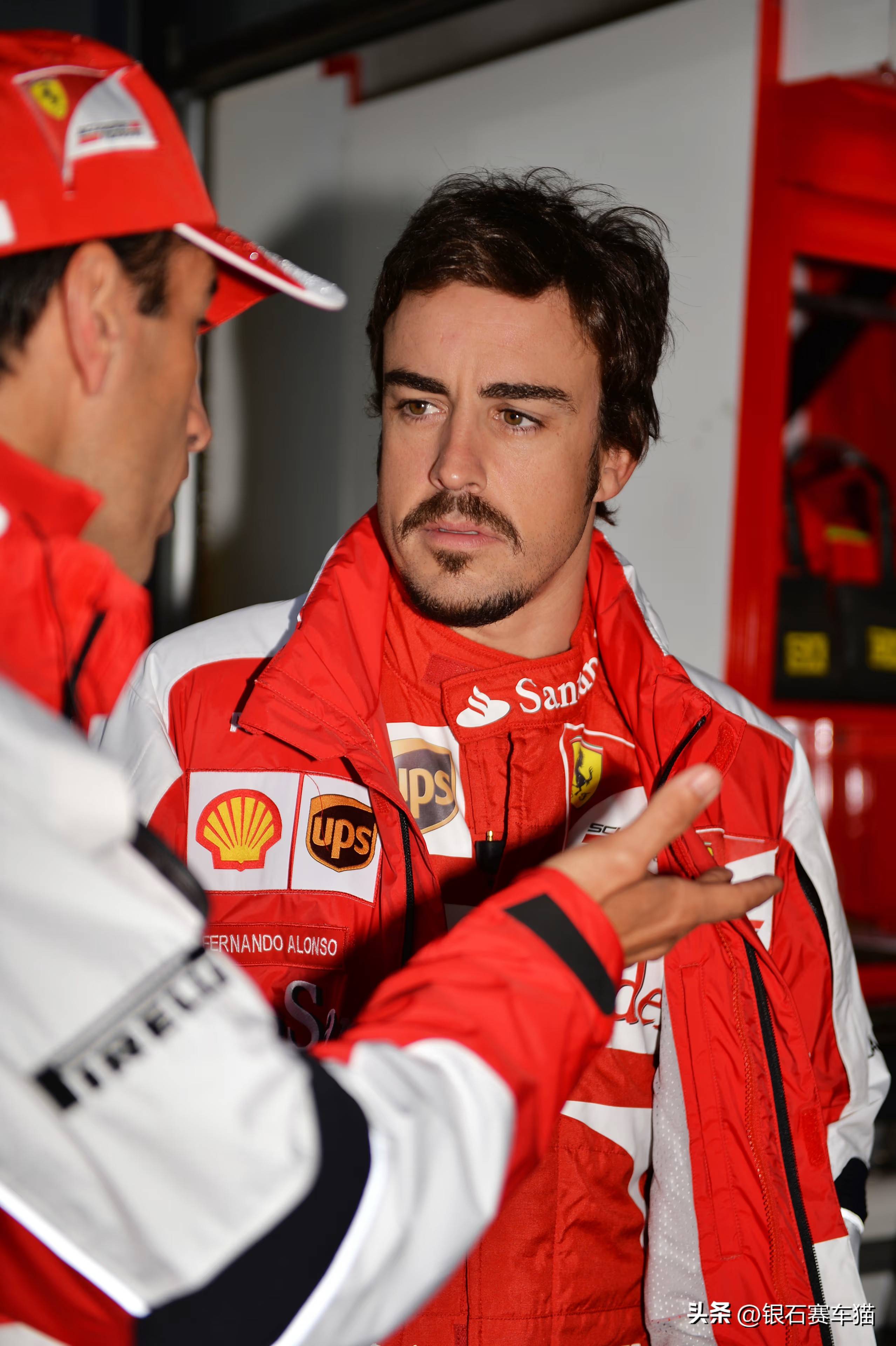 索伯车队轻取雷诺车队，阿隆索点燃赛场