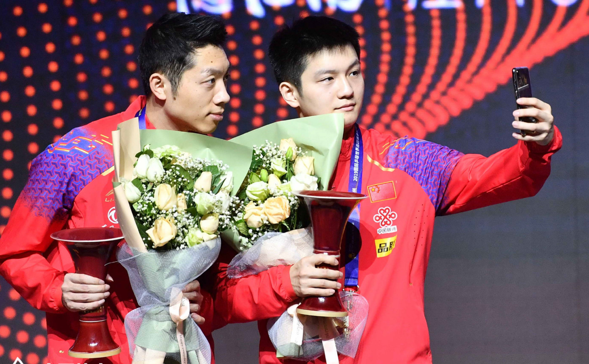 中国队翻盘波兰队,许昕带队取胜 中国队翻盘波兰队,许昕带队取胜