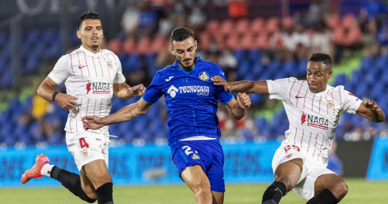 塞维利亚绝杀尤文，马丁内利带队取胜