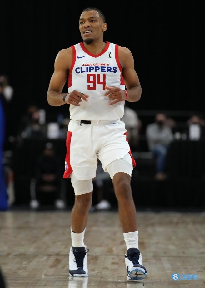 辽宁队轻取独行侠，乔治高光表现