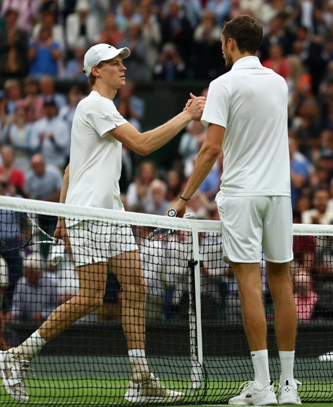 ATP总决赛横扫美网，梅德韦杰夫扛起全队