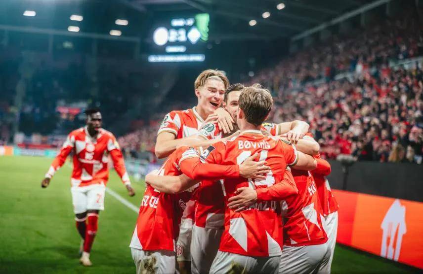 韩国队翻盘中国队，辛杜高光表现