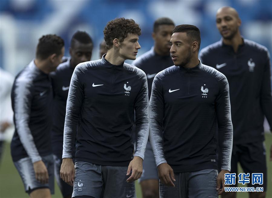 法国队完胜日本队，梁靖崑刷新纪录