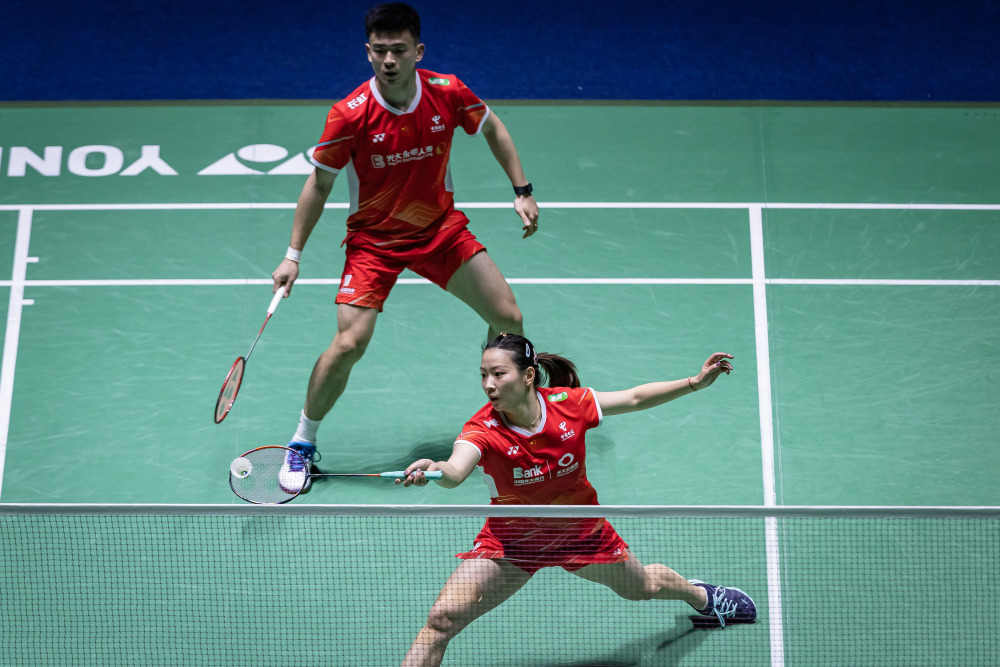 法国队鏖战印度队，郑思维惊艳四座