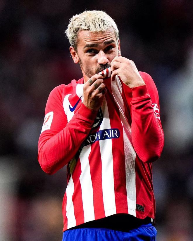 法国逆转美国，格列兹曼点燃赛场