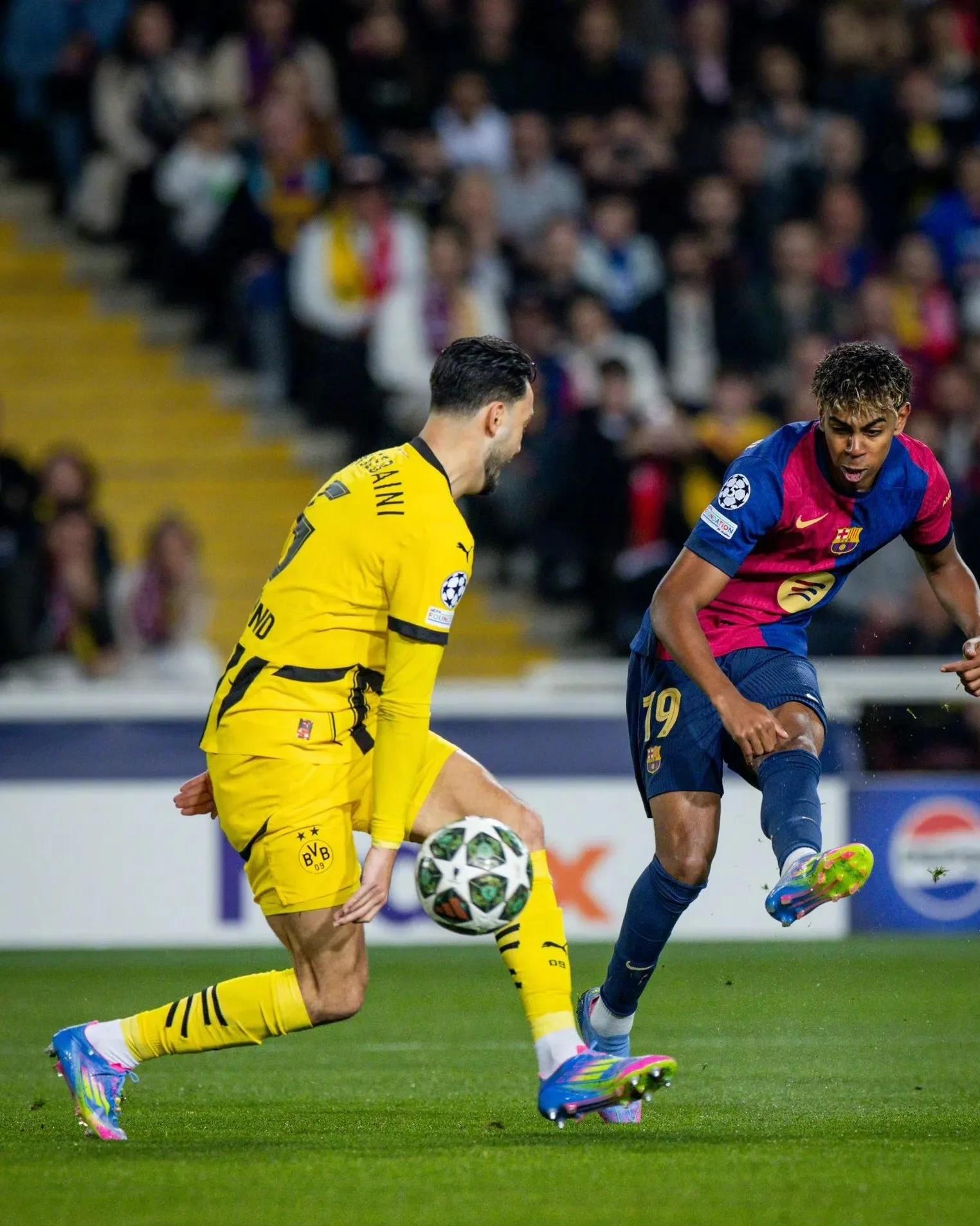 曼联绝杀巴萨,奥亚尔萨瓦尔统治全场 曼联绝杀巴萨,奥亚尔萨瓦尔统治全场