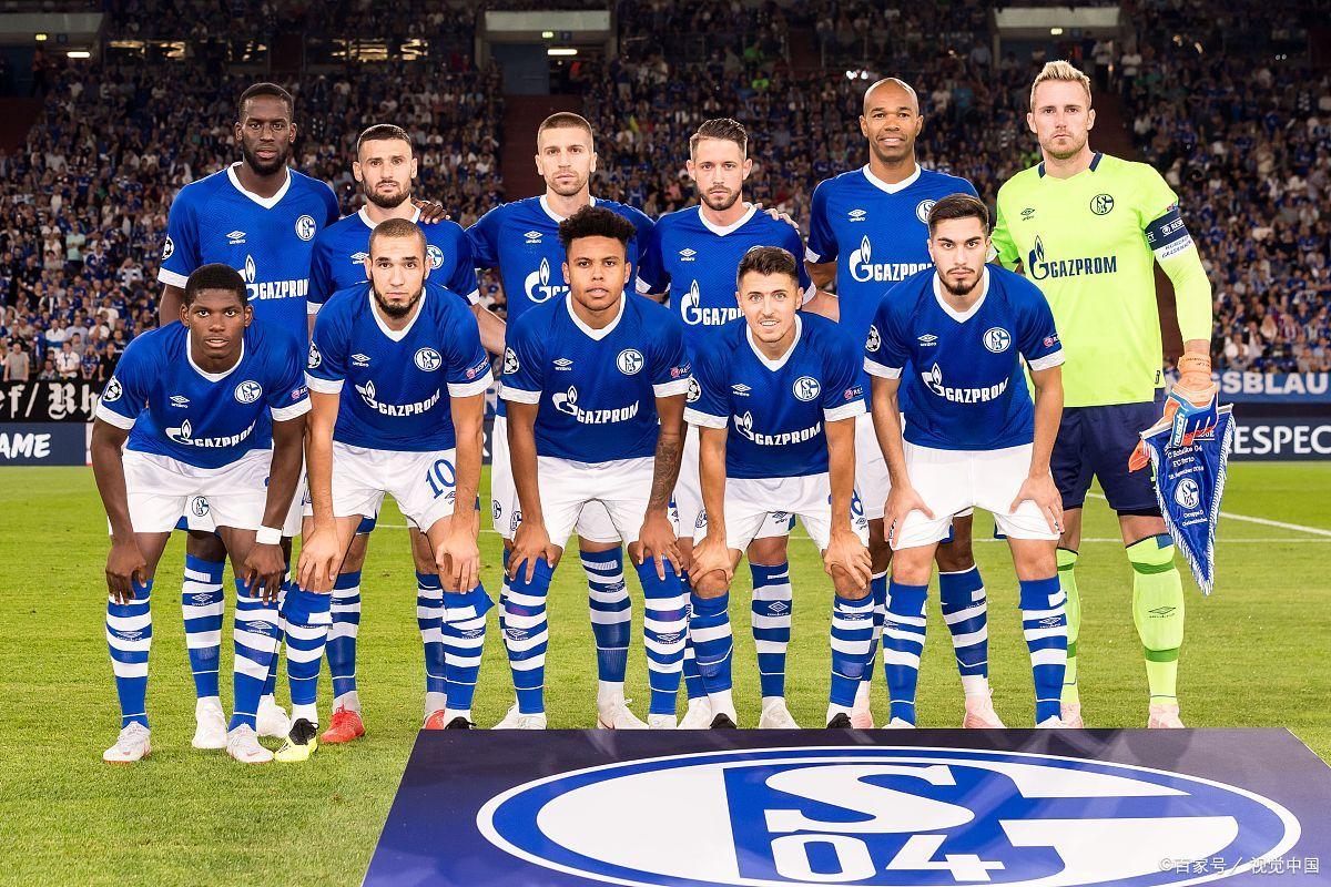 沙尔克锋线调整效果显著，球队状态转好迎战