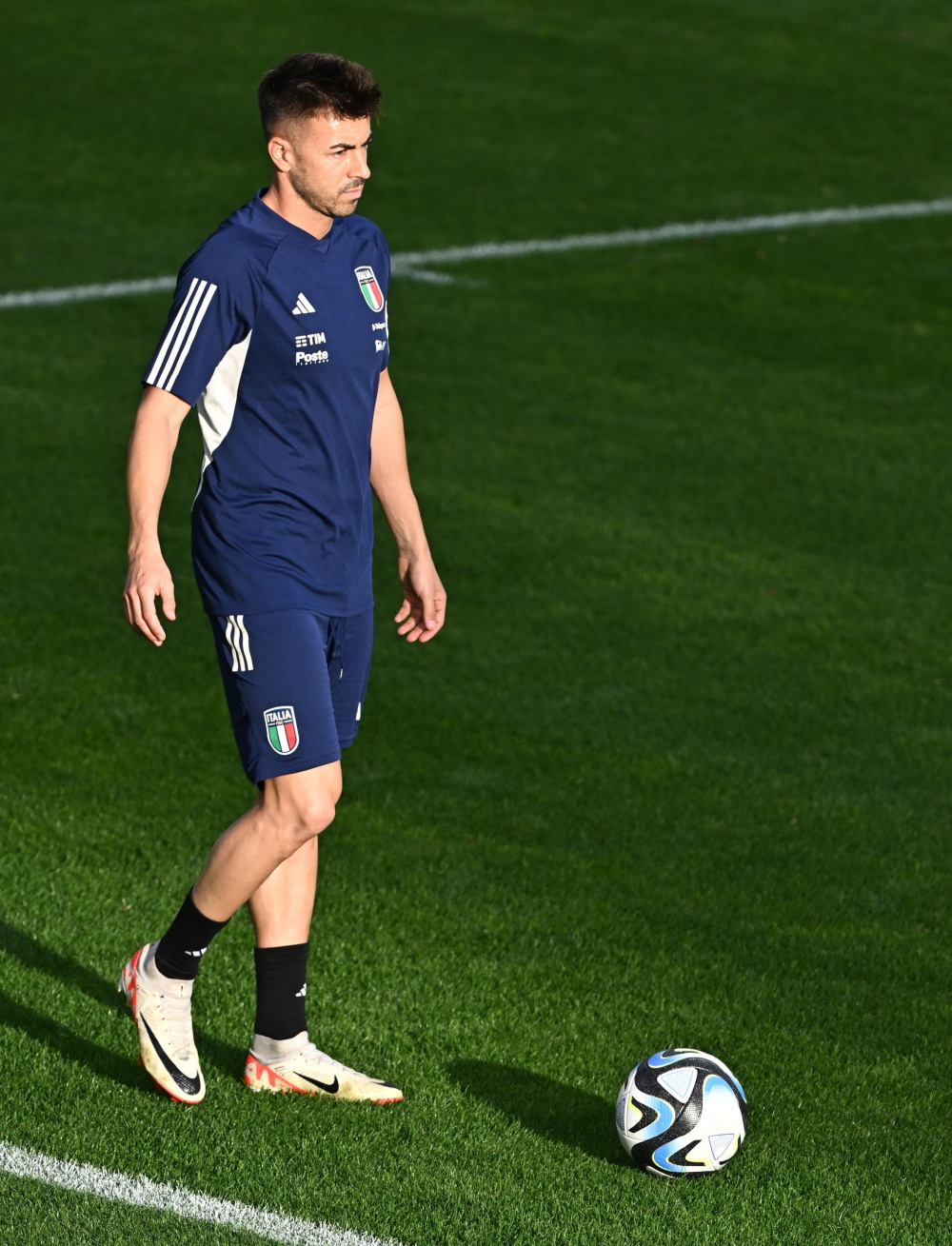 欧锦赛预选赛名单曝光，强队集结备战