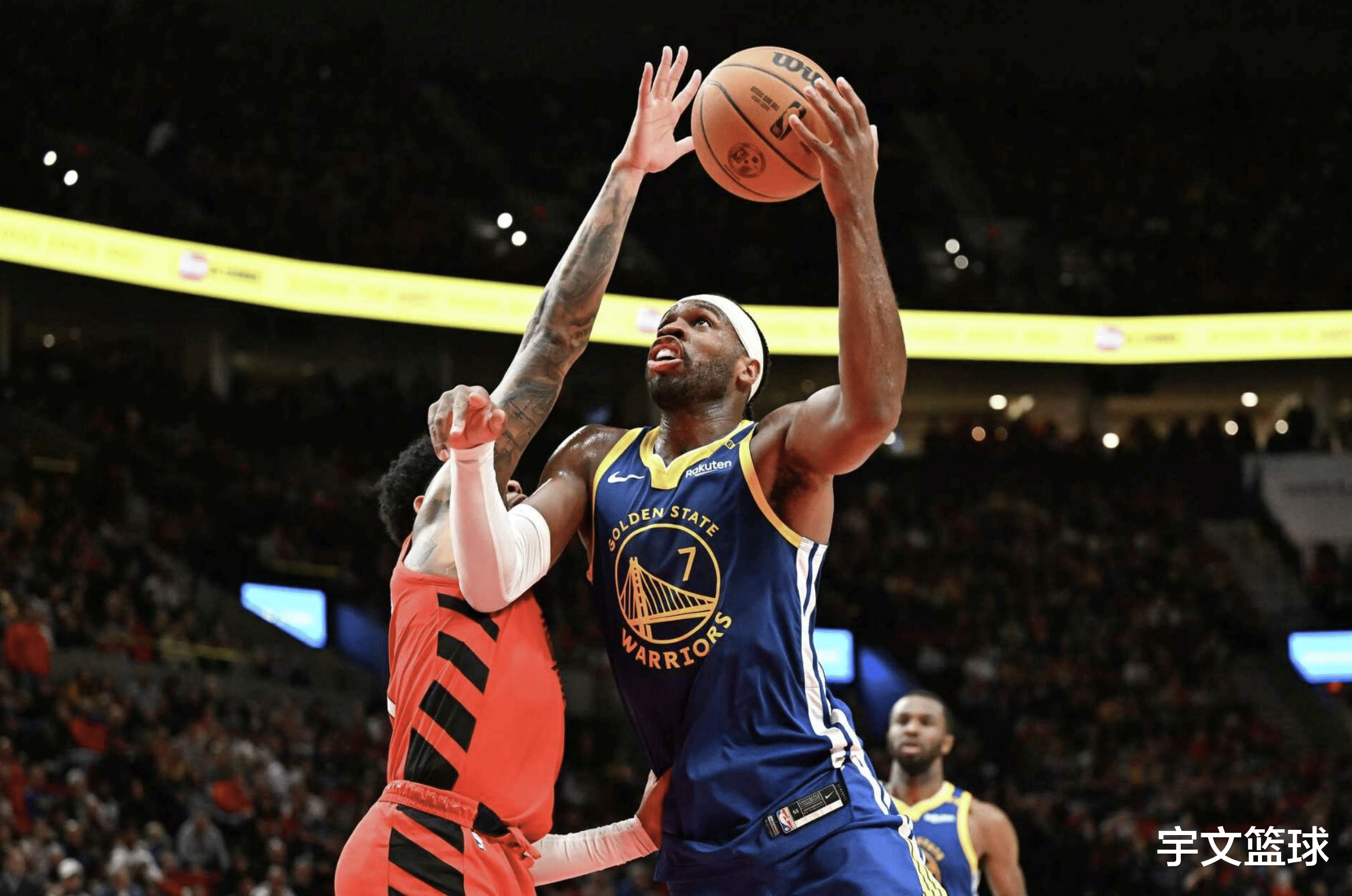 NBA总决赛战火重燃，勇士队力争夺冠