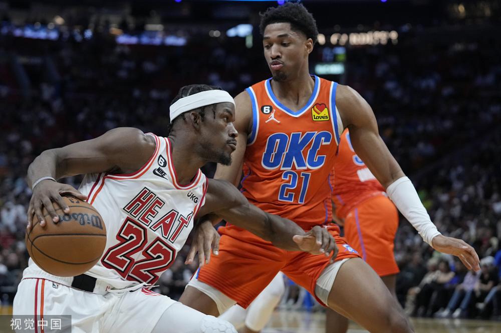 韩国羽毛球队险胜泰国羽毛球队，谌龙打破历史纪录