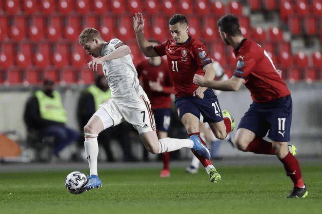 开云在线直播-德国力克希腊，晋级欧预赛半决赛